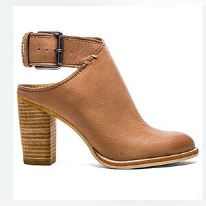 Dolce Vita Jacklyn Leather Wood Block Heel Bootie in Camel Dark Tan color Size 6